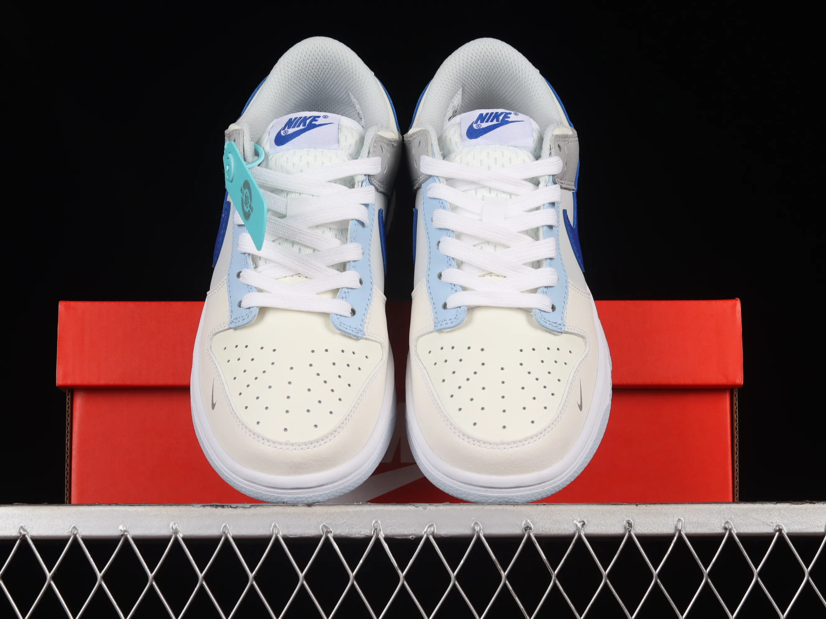 All categories Nk SB Dunk series Nk SB Dunk Low low-top sneakers F version Nk Dunk Low sea salt blue color SB smashed backboard fashion casual sneakers FB1843-141